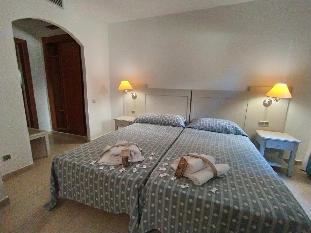 Apartamento Dos Dormitorios Bajo, Vistas Piscina Isla Canela Esterno foto