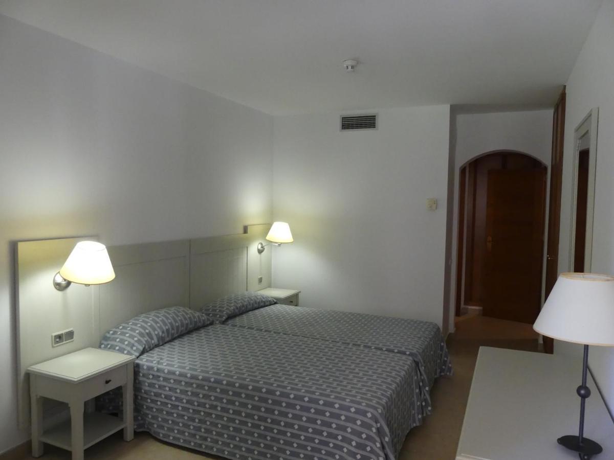 Apartamento Dos Dormitorios Bajo, Vistas Piscina Isla Canela Esterno foto