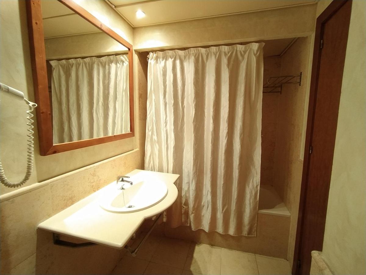 Apartamento Dos Dormitorios Bajo, Vistas Piscina Isla Canela Esterno foto
