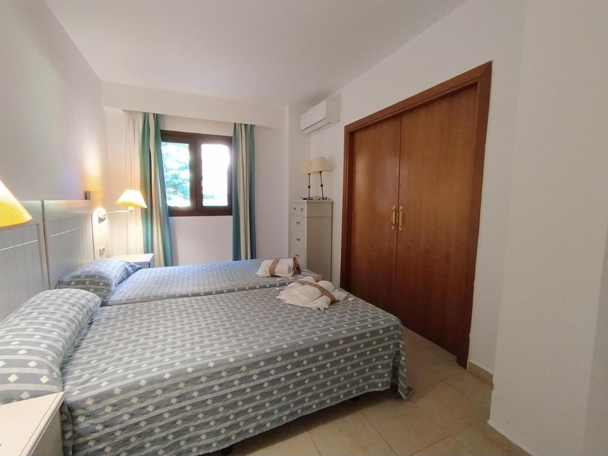 Apartamento Dos Dormitorios Bajo, Vistas Piscina Isla Canela Esterno foto